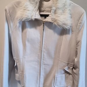 Women's White Faux Fur Collar Jacket